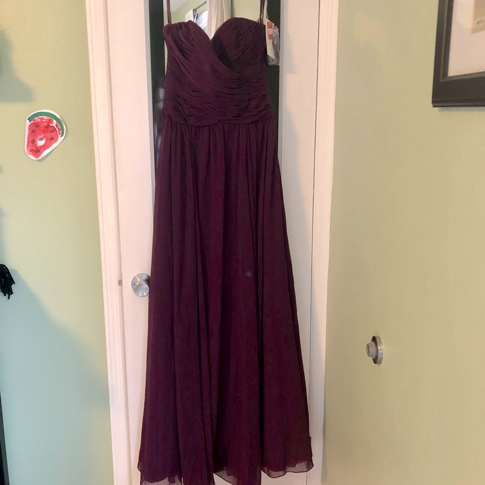 Mori Lee Eggplant Strapless Sweetheart Floor Length Bridesmaid Gown Dress.